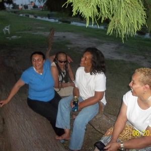 Meet your Posher, Laurel